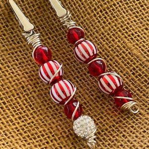 Holiday Roach Clip, ATM Helper, Debit Card Grabber, Long Nail Assist, Jewelry